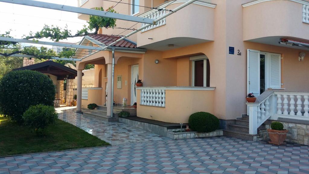 Villa Janja Jadranovo Bagian luar foto